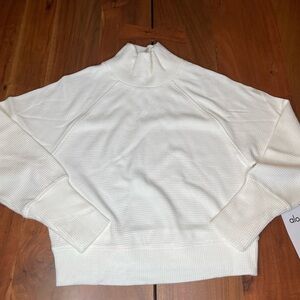 Alo Yoga Waffle Weekend Escape Mock Neck Long Sleeve White XS NWT